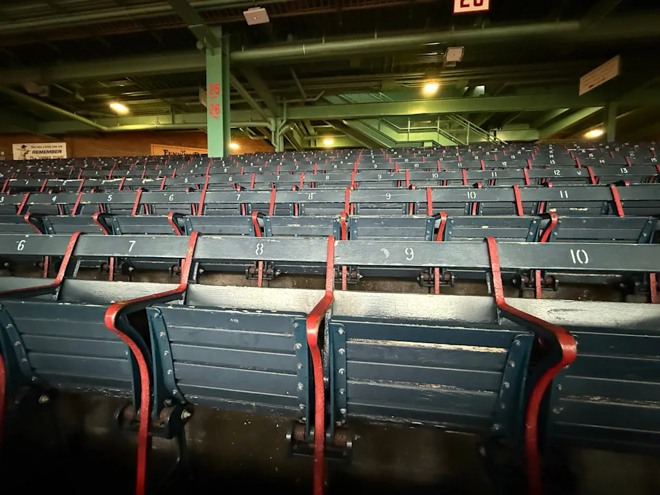 Fenway oldest seats