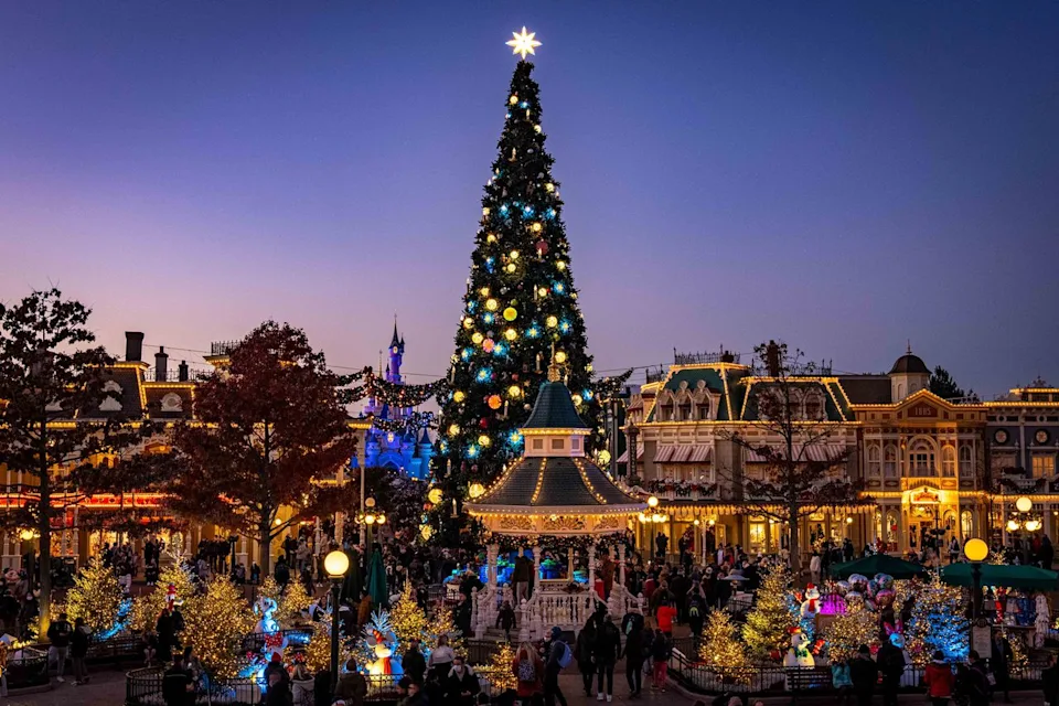 Getty Images Disneyland Paris decorated for the holiday season.