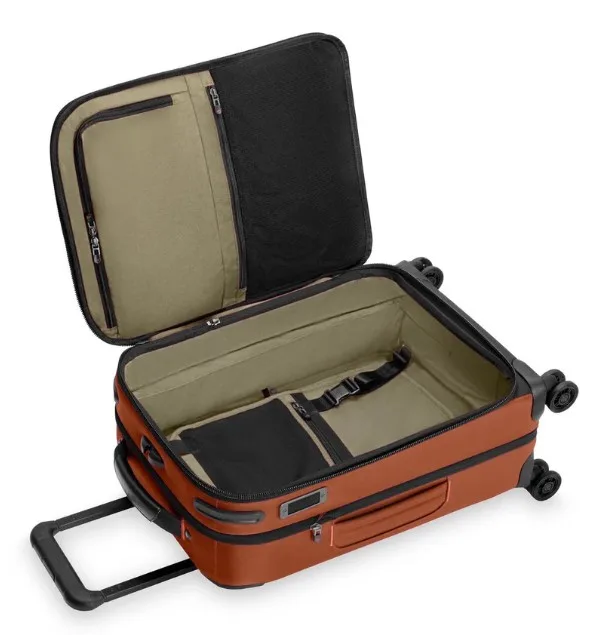 Briggs and Riley Carry on