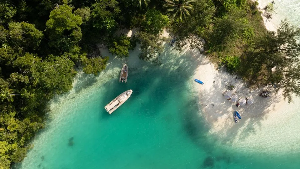 Lamima’s all-inclusive rate includes access to an array of watersports gear. - Lamima