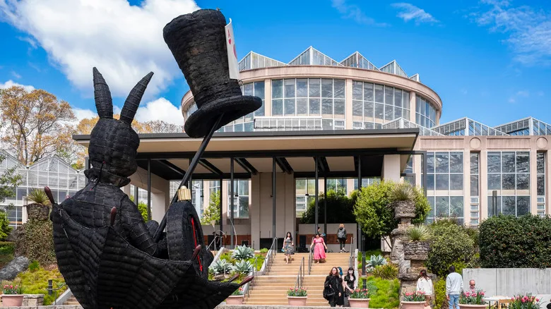 Whimsical sculpture outside the Botanical Garden building