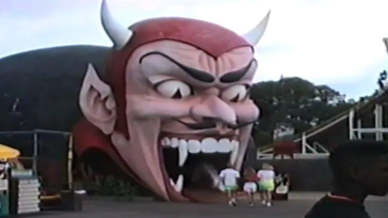 Family entering Dante's Inferno at Miracle Strip in Panama City, FL