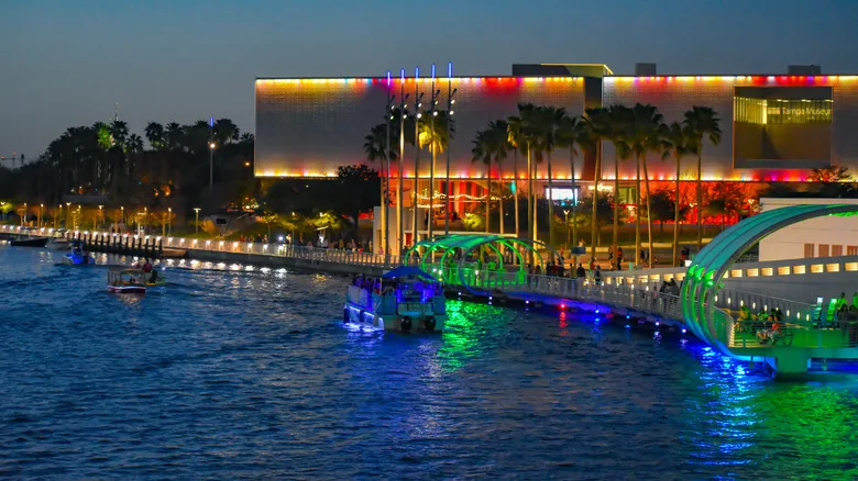 Tampa Riverwalk along the Hillsborough