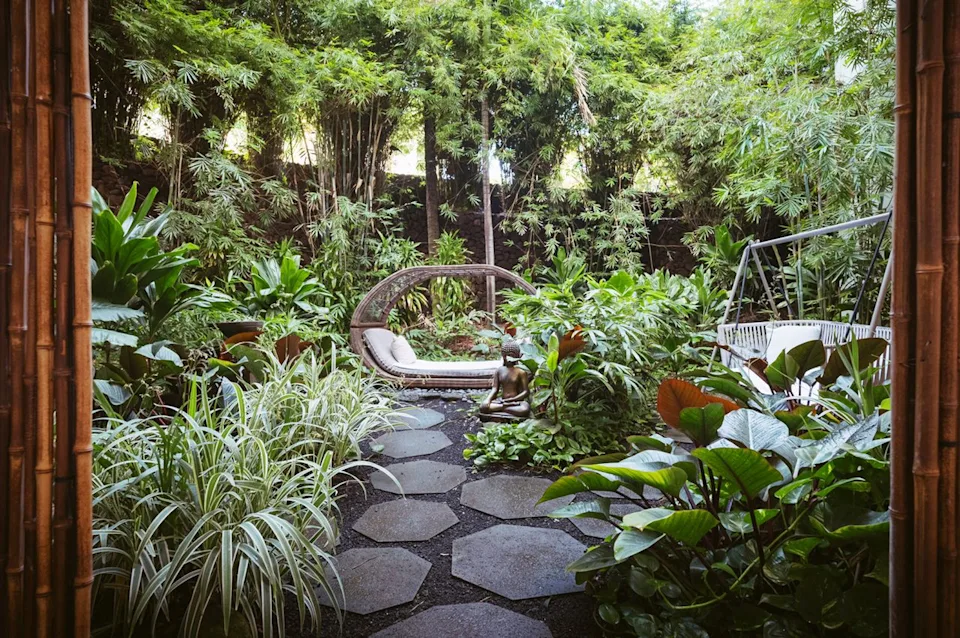 Four Seasons Resort Oahu at Ko Olina Relax at the Oahu Spa.