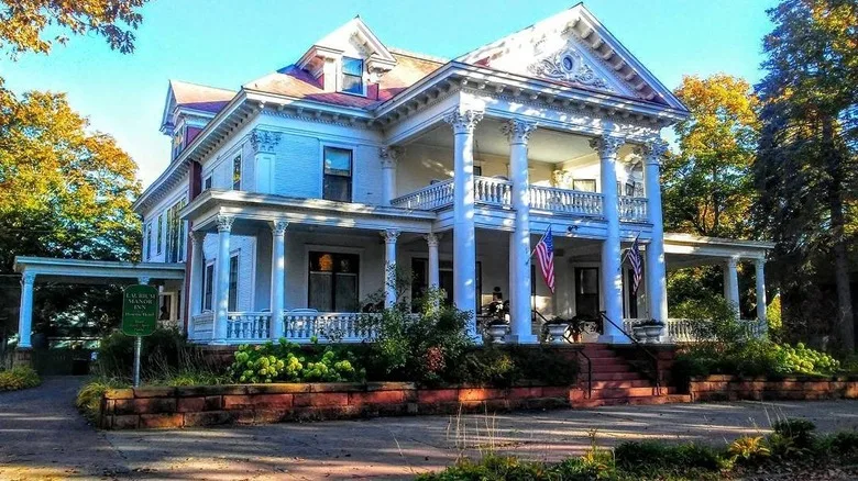 Exterior of Laurium bed and breakfast