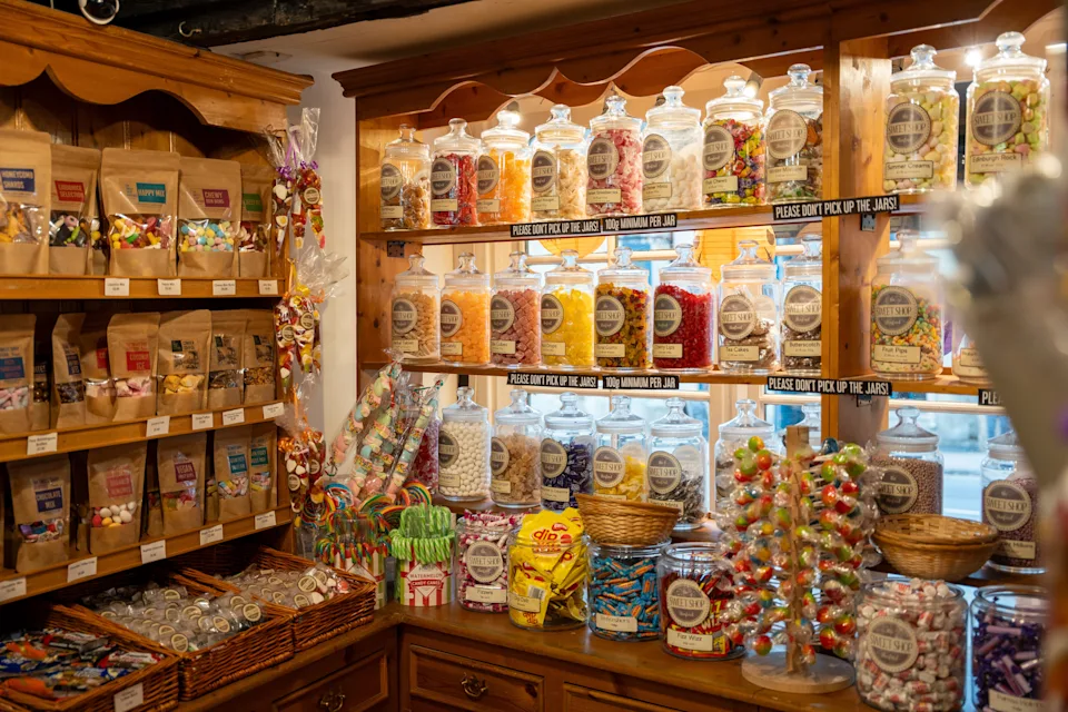 An old-fashioned candy store in Burford.