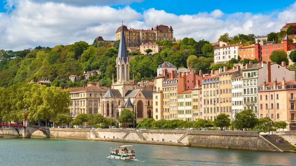 Lyon, France (bloodua/depositphotos)