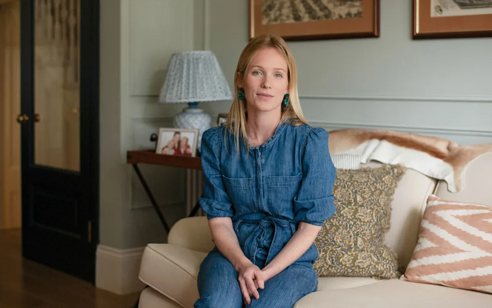 Issy von simson writer