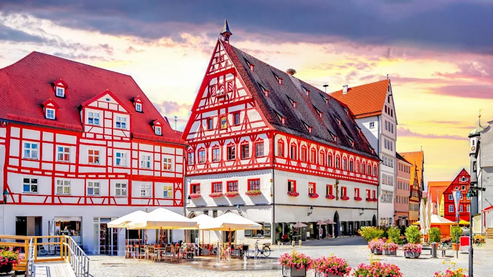 Old city of Noerdlingen, Bavaria, Germany 