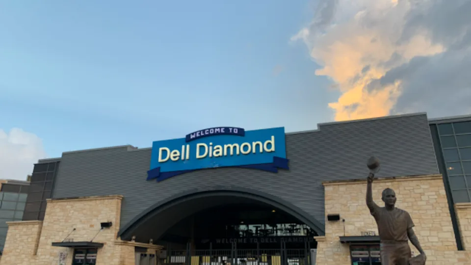 <div>Dell Diamond</div>