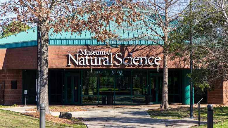 Entrance and sign of the Mississippi Museum of Natural Science