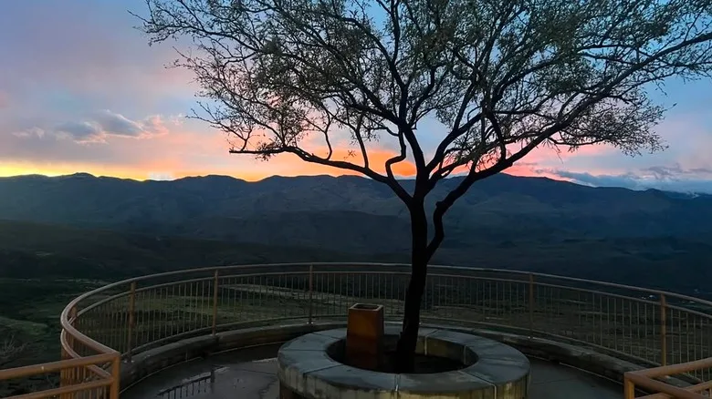 Sunset Point viewpoint at sunset