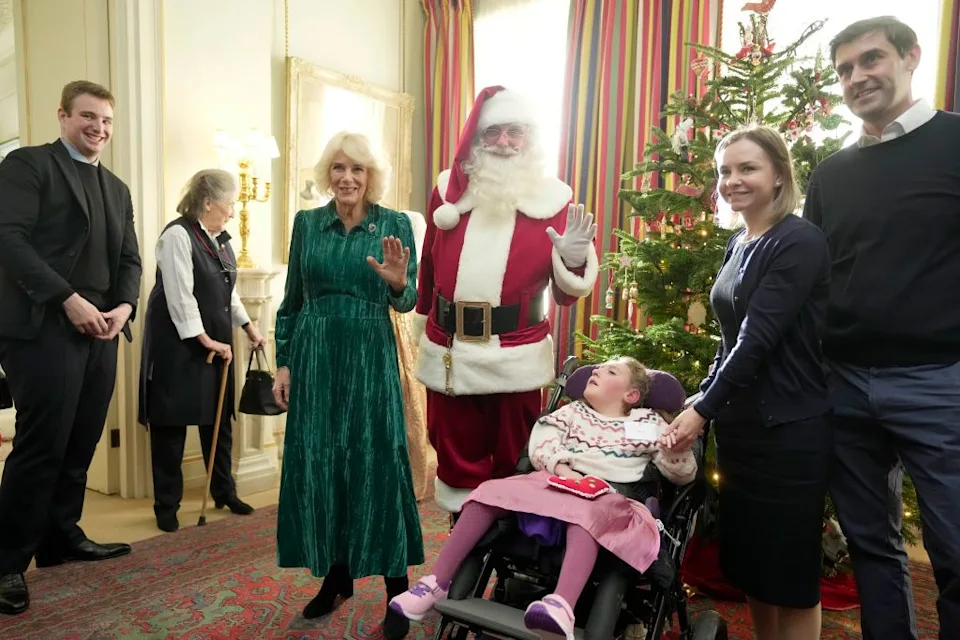 queen camilla decorates the clarence house christmas tree