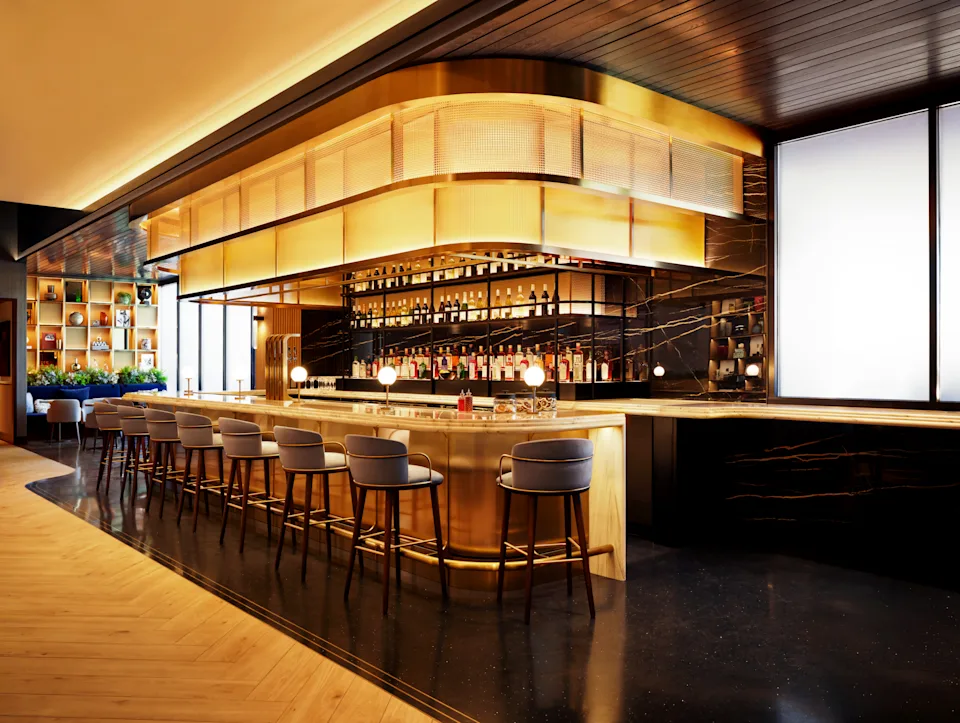 The main bar at Chase's new Sapphire Lounge by The Club at LAS