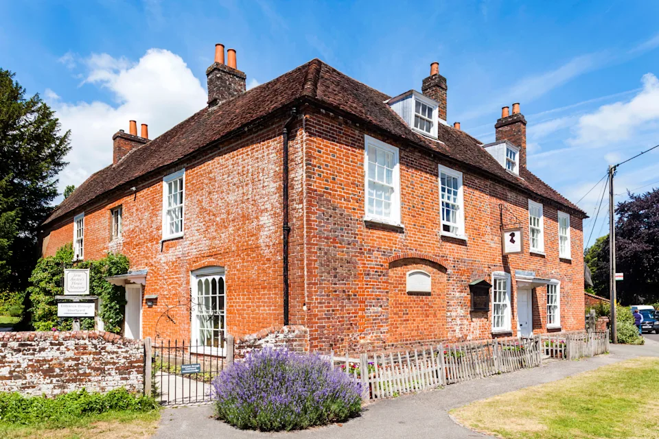 The exterior of the Jane Austen House in Chawton