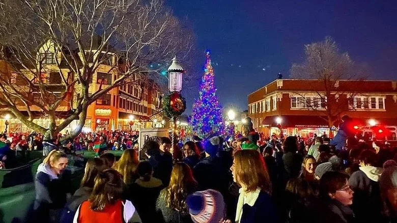 Riverside Christmas celebration downtown