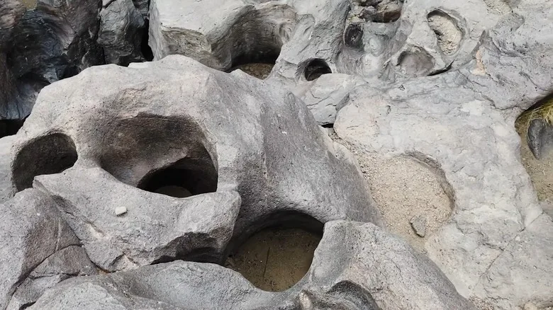 Closeup of the rock formations at Fossil Falls