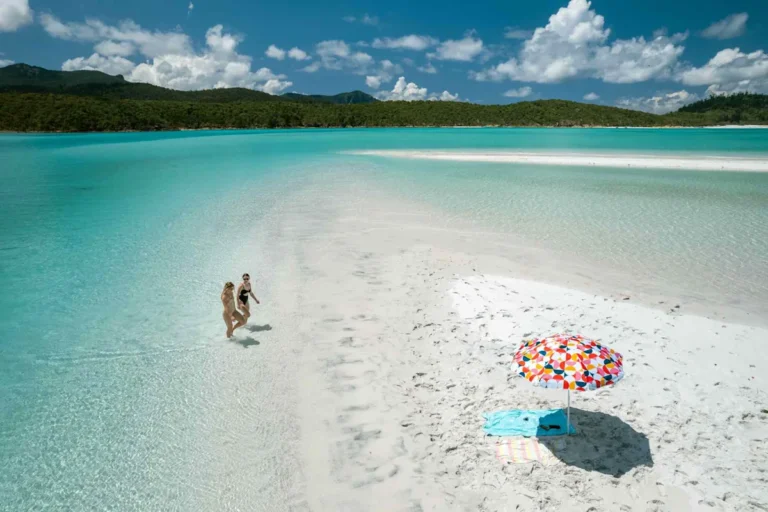 This Is the Best Way to Explore Australia’s Most Underrated Islands—According to a Travel Expert