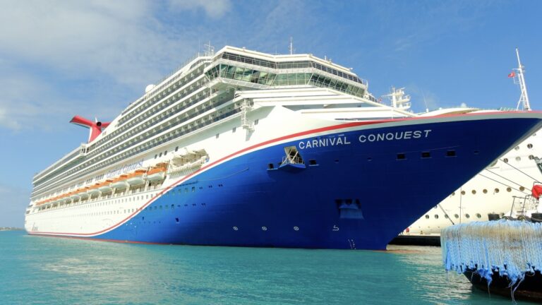 Carnival Cruise Line offers etiquette tips for in-room dining