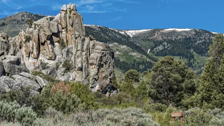South Of Boise Is Idaho’s State Park Full Of Dramatic Rock Formations And Mountains Perfect For Climbers
