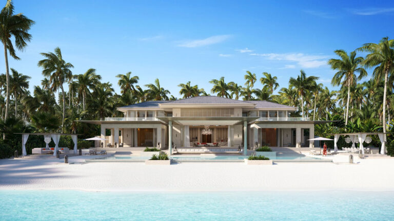 A New Resort Sparkles in the Maldives