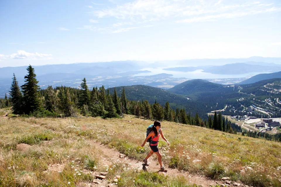 Jordan Siemens / Getty Images Mount Schweitzer offers sweeping views of Lake Pend Oreille and Sandpoint below, where retirees can enjoy both mountain and waterfront living.