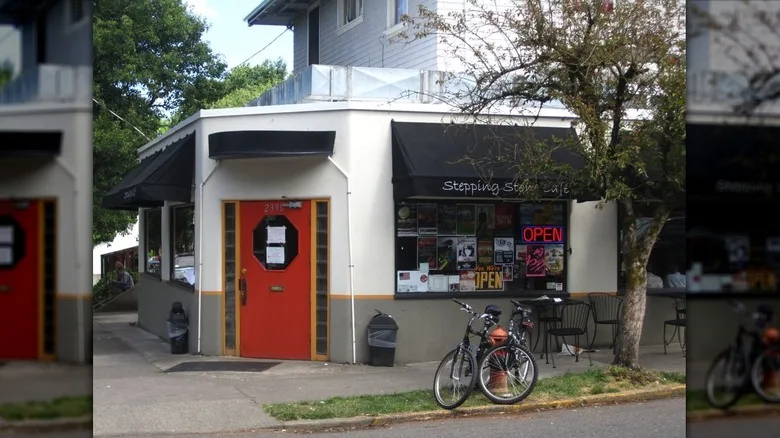 The exterior of Stepping Stone Cafe on a street corner