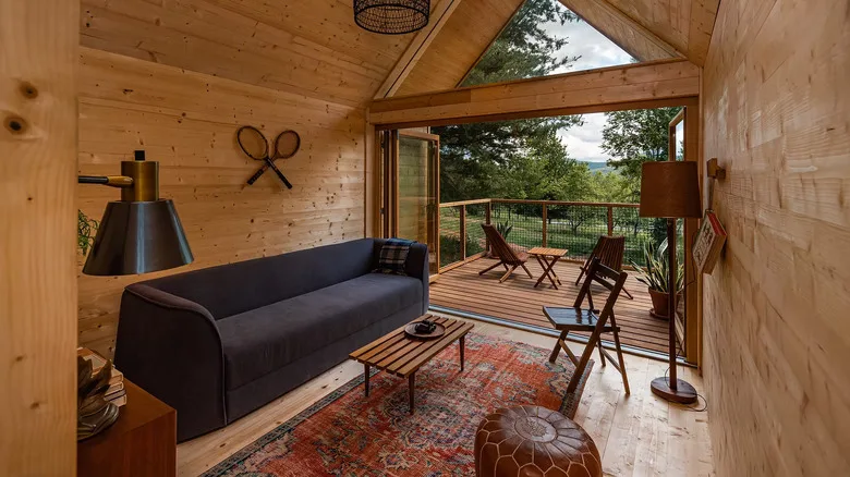 The inside of a Lushna suite at Eastwind Windham in the Catskills of New York