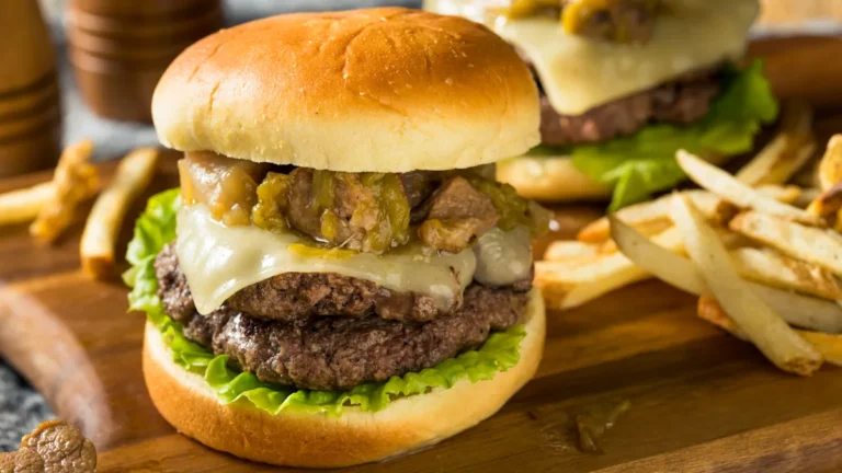 8 Of The Best Green Chile Cheeseburgers In New Mexico