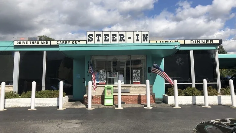 Exterior of the diner side of the Historic Steer-In