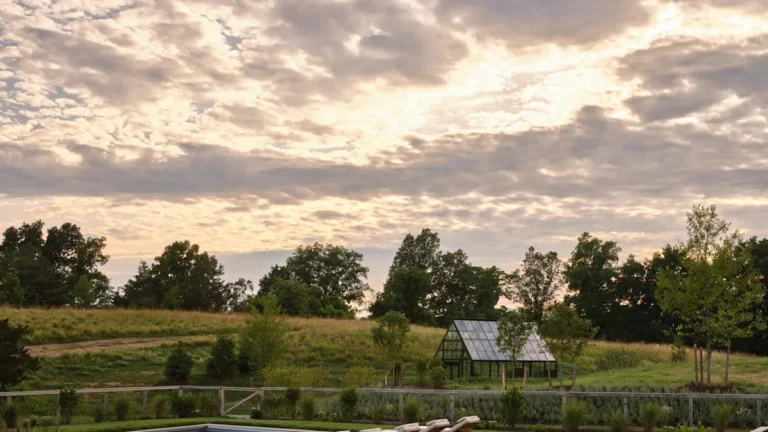 After a Summer as an Airbnb Rental, Jenni Kayne’s Hudson Valley Farmhouse Sold for $2.4M