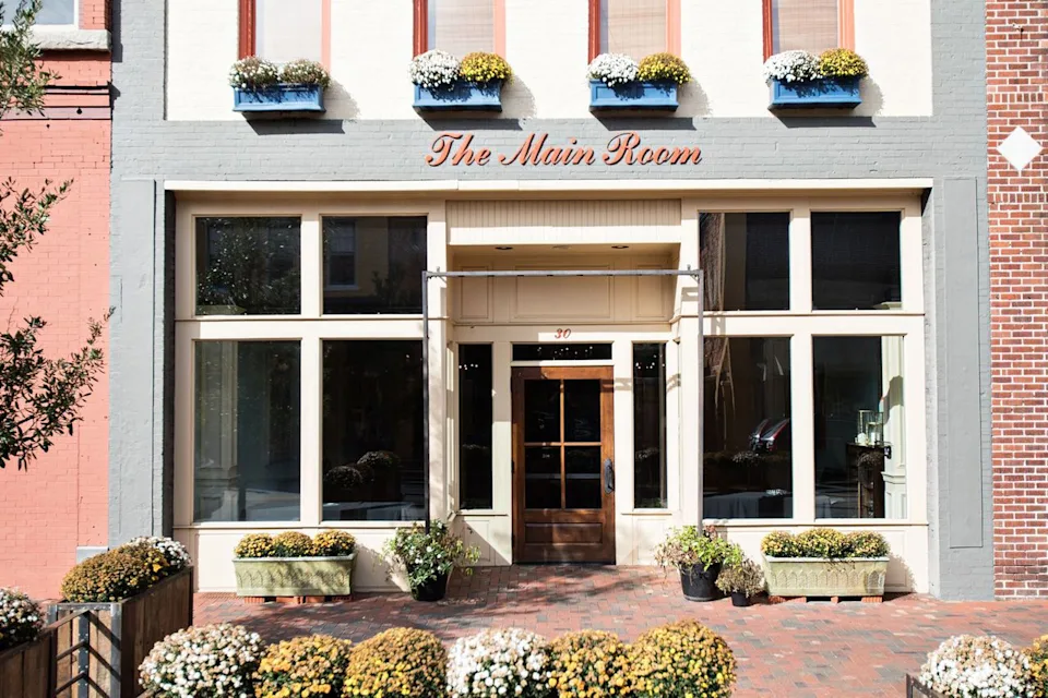 Discover South Carolina Entrance to a cafe in downtown Sumter.