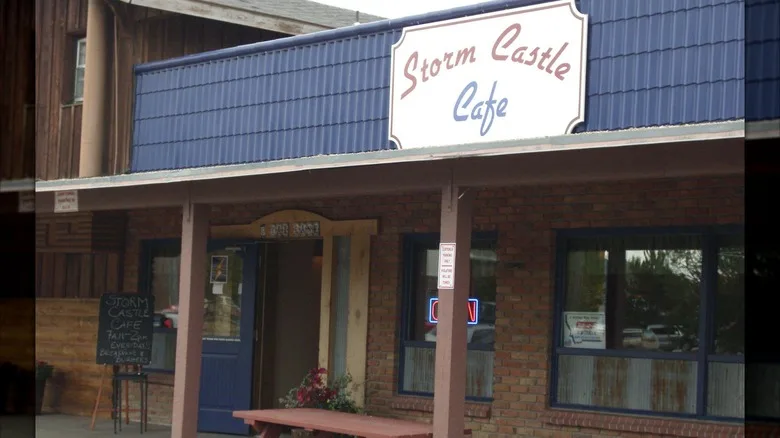 The exterior of Storm Castle Cafe