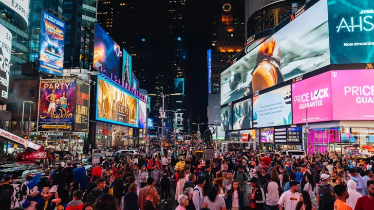 9 NYC Tourist Traps To Avoid On A Visit To Times Square
