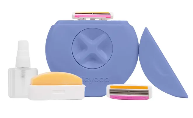 An Alleyoop all-in-one razor — a TSA-approved gadget