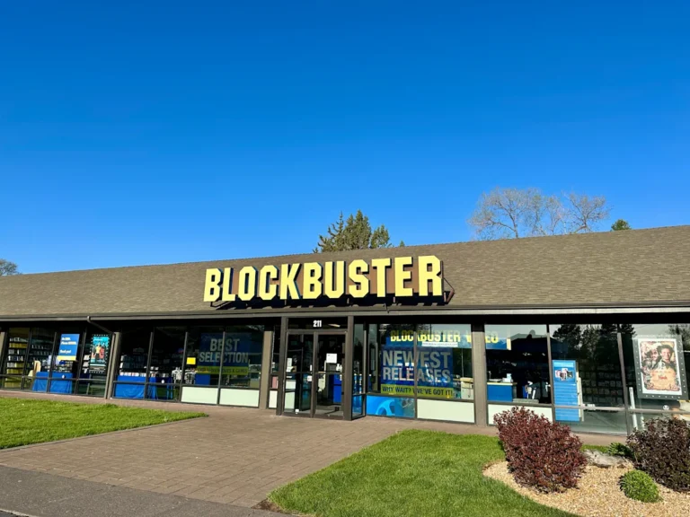 Top Places to Stay, Eat, and Explore