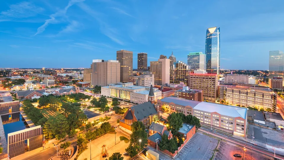 Oklahoma City, Oklahoma, USA downtown skyline at twilight.