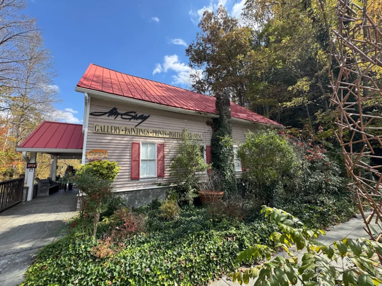 The Most Overlooked Part of Gatlinburg Is the Great Smoky Arts & Crafts Community— Here’s Why It Matters