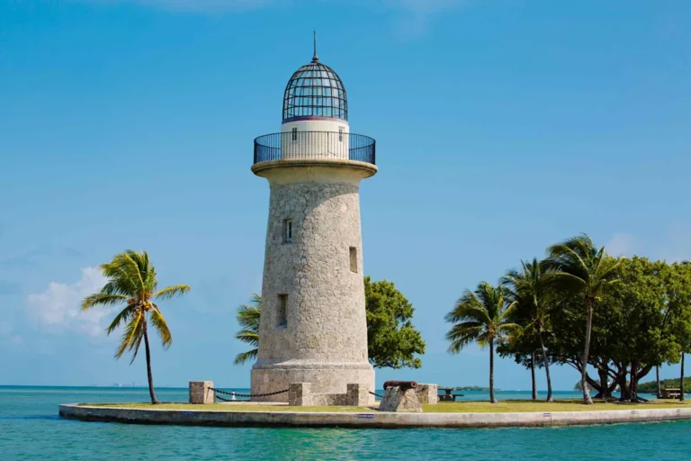 This Florida National Park Is 95% Water—With Mangrove Forests and Shipwrecks You Can Scuba Dive Around