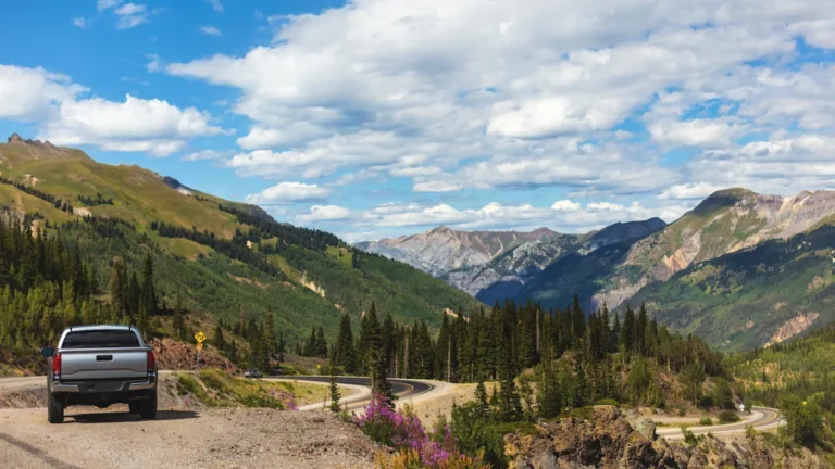 These 5 Destination-Worthy Colorado Cafes Come With Unbelievable Mountain Views