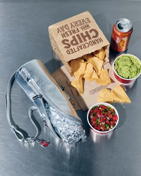 The Burrito Holder Sling (Chipotle x BÉIS)