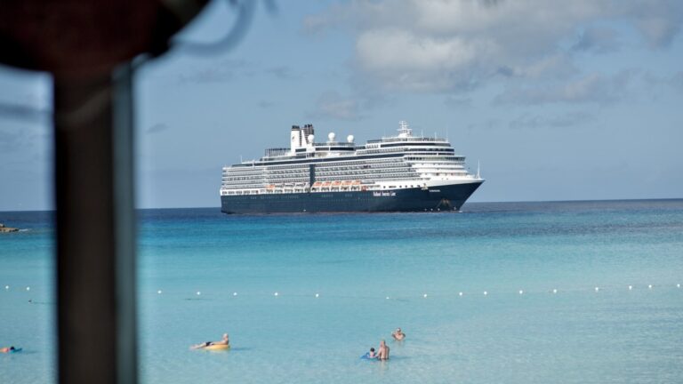 Trendy cruise activity comes to Holland America’s private island