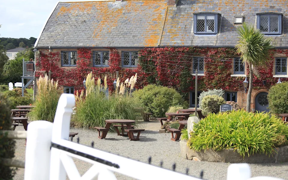 The Portelet Inn; Jersey bars nightlife