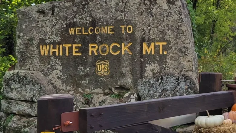 rock that says Welcome to White Rock Mountain