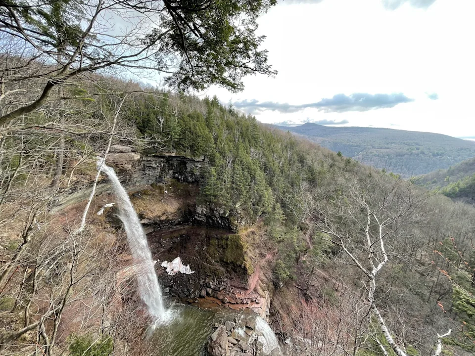 Kaaterskill Falls, New York.