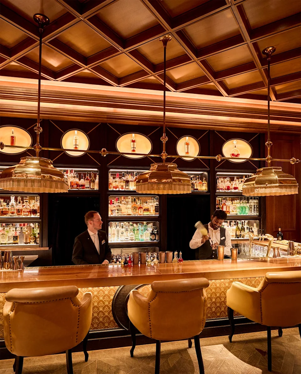 Bar at the Vier Jahreszeiten Kempinski i Munich