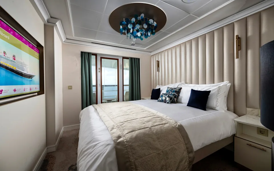 Disney Destiny cabin