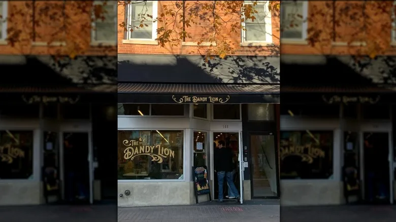 Exterior of The Dandy Lion