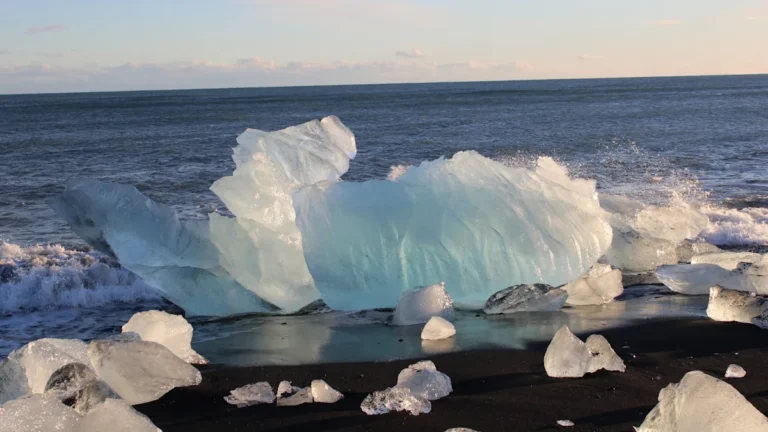 A Meteorologist’s Top 5 Must-See Places In Iceland