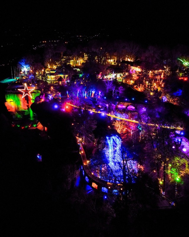 Georgia has enchanting hiking trails that transform into a winter wonderland during Christmas